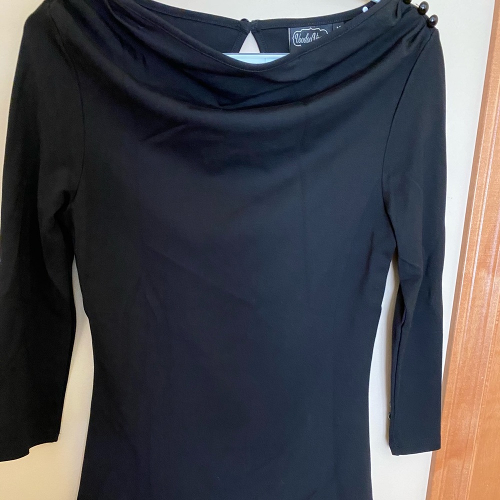 Voodoo Vixen Black Fitted Scoop Neck Keyhole Back Top